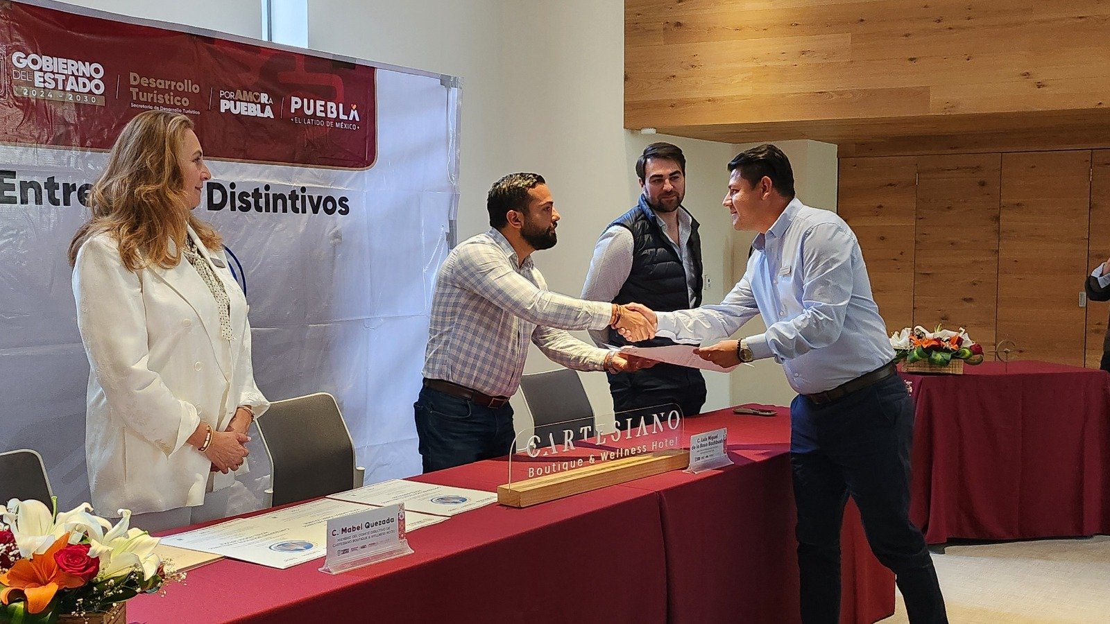 Secretaría de Desarrollo Turístico certifica al Hotel Cartesiano con Distintivo H y ocho reconocimientos más