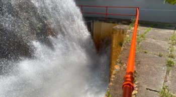 Conagua incrementa desfogue controlado en presa Cointzio; descarta riesgo para Morelia