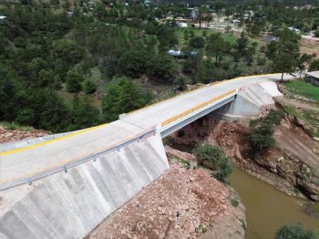 Concluye SCOP construcción de puente vehicular sobre arroyo Cuiteco en Urique