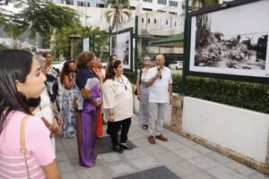 Inauguran exposición y presentan libro "Acapulco, la invención del paraíso" en el puerto