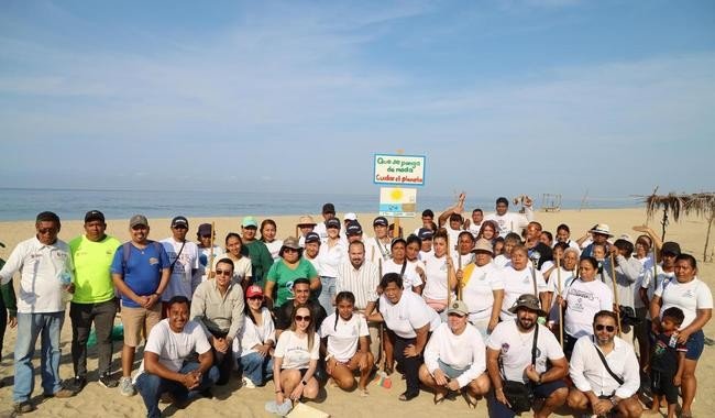 Semarnat y ECOCE recuperan más de 6 toneladas de residuos en playas en un año