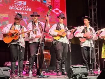 Delegaciones de México y el mundo llenan de vida los escenarios del FZFI 2026