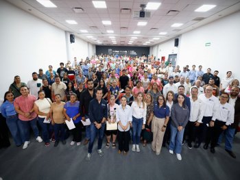 180 familias de Salinas Victoria regularizan servicio de agua tras más de 20 años sin contrato