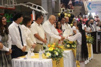Baja California Sur destaca en eficiencia terminal educativa: gobernador