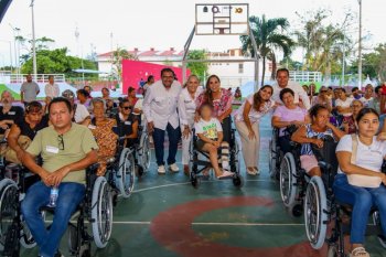 Mara Lezama entrega 70 apoyos funcionales a personas con discapacidad y pacientes oncológicos