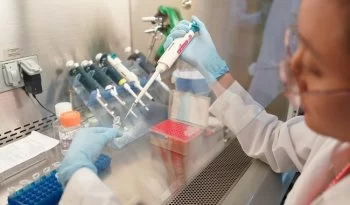 IMSS impulsa investigación en células troncales para combatir el cáncer