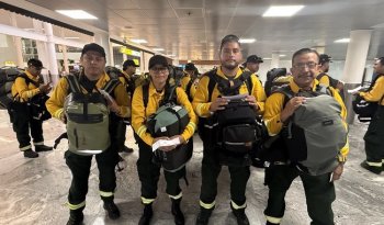 México envía segundo contingente de 103 especialistas a Canadá para combatir incendios forestales