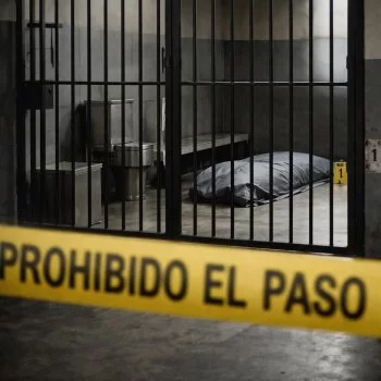Hallan sin vida a detenido en barandilla de Policía Morelia