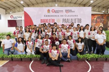 Clausura CODEQ el Curso de Verano 'Baaxlo'ob Paalalo'ob 2026' en Chetumal