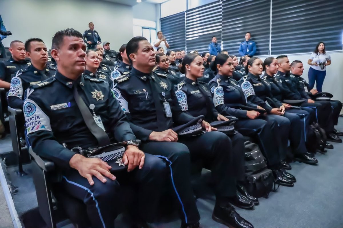 Policía Turística de Aguascalientes concluye diplomado en proximidad turística