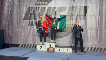 Estudiante de la UTCH se corona campeón mundial de kick boxing en Alemania