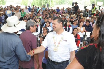 Gobernador Armenta entrega 19 mdp para obras comunitarias en la Mixteca poblana