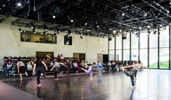 Jardín Escénico ofrece en agosto música, danza, poesía y jazz de entrada libre