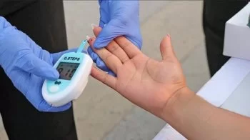 Secretaría de Salud lleva jornadas de detección cardiovascular al malecón de La Paz