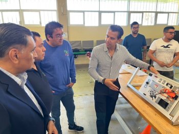CECyTEQ entrega nuevas oficinas y laboratorio en Plantel Montenegro