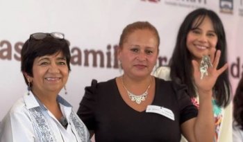 Entregan viviendas a 28 familias relocalizadas por Tren AIFA-Pachuca en Tizayuca