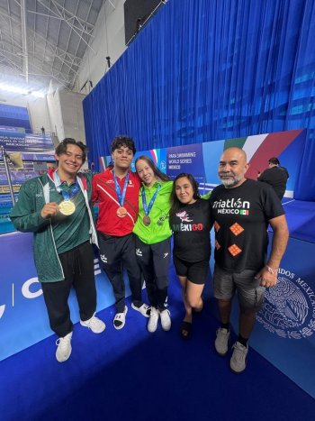 Paranadadores queretanos logran ocho medallas en Serie Mundial 2026