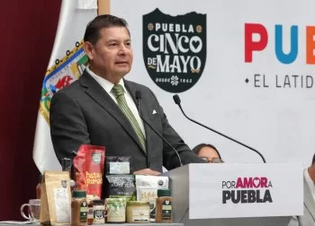 Puebla anuncia 500 cirugías gratuitas de cataratas y pterigión
