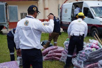 Apoyos a 61 familias afectadas por lluvias en Tlaola: 250 personas recibieron ayuda
