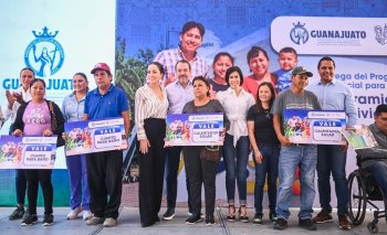 Entregan apoyos para mejorar viviendas a 636 familias en Dolores Hidalgo