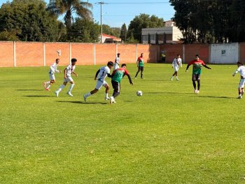 UDEP impulsa profesionalización de jóvenes deportistas en Puebla