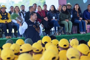 Armenta encabeza reforestación en el Alto Atoyac; plantan 177 mil 950 árboles
