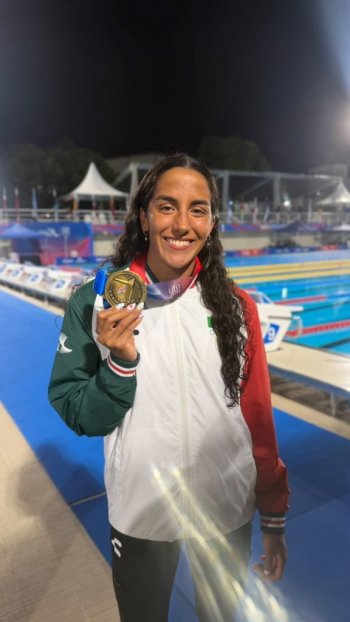 Celia Pulido hace historia en la natación de los Centroamericanos con 11 medallas