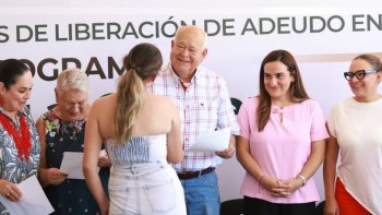 Entregan 130 finiquitos a productores de BCS mediante Volver a Crecer