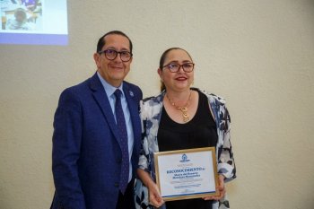 Reconoce Secretaría de Salud a trabajadores sociales por atención humana en Guanajuato