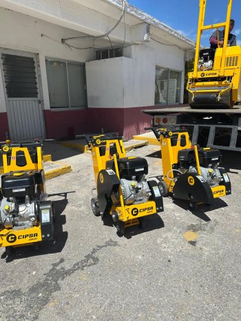 SICT San Luis Potosí recibe kits de bacheo para conservar carreteras libres de peaje