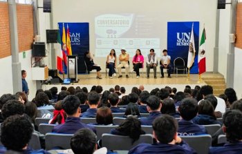 Dialogo entre estudiantes de Mexico y Colombia fortalece permanencia escolar en San Luis de la Paz