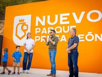 Gobernador García inaugura nuevo Mirador en Presa León para impulsar turismo en Linares