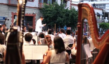 Orquesta Carlos Chávez y Sonora Dinamita llenan de música Cuautla en Circuito por la Paz