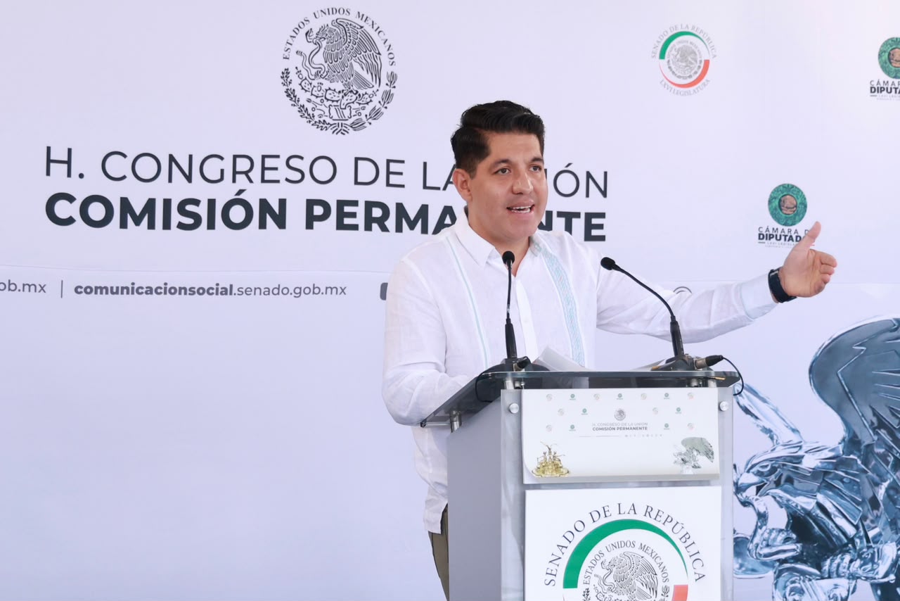 Emmanuel Reyes plantea un punto de acuerdo para fortalecer la protección acompañamiento a estudiantes de Acámbaro y exige investigación