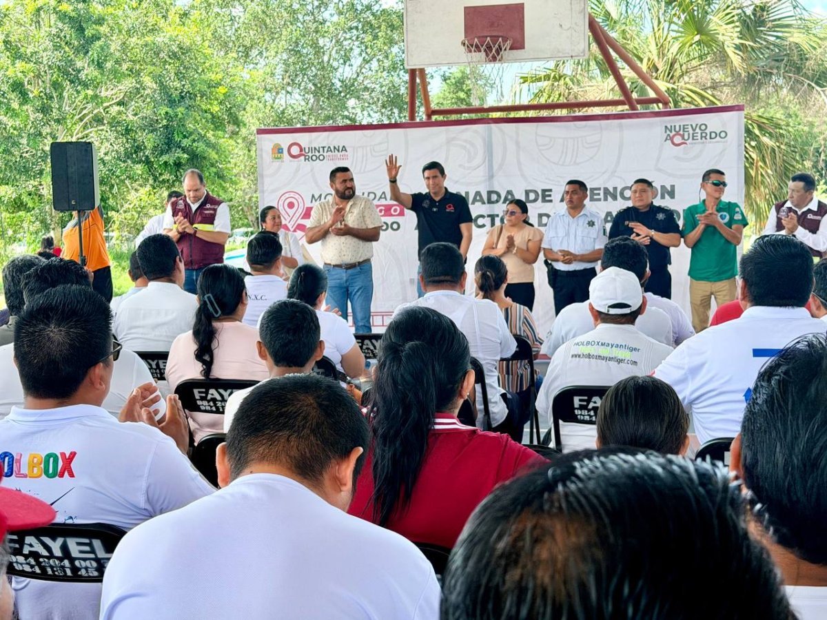 IMOVEQROO acerca trámites y servicios a transportistas de Lázaro Cárdenas con jornada