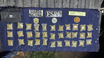 Detienen a persona con 520 dosis de marihuana en Villagrán