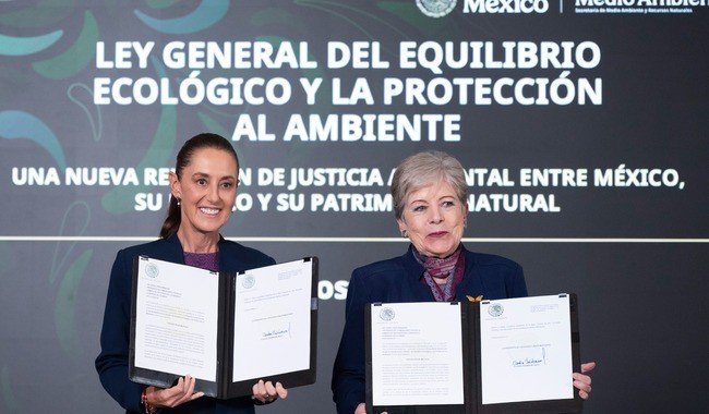 Sheinbaum firma iniciativa de nueva Ley General de Protección Ecológica y Justicia
