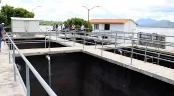 Conagua invierte 175 mdp en saneamiento del lago de Pátzcuaro