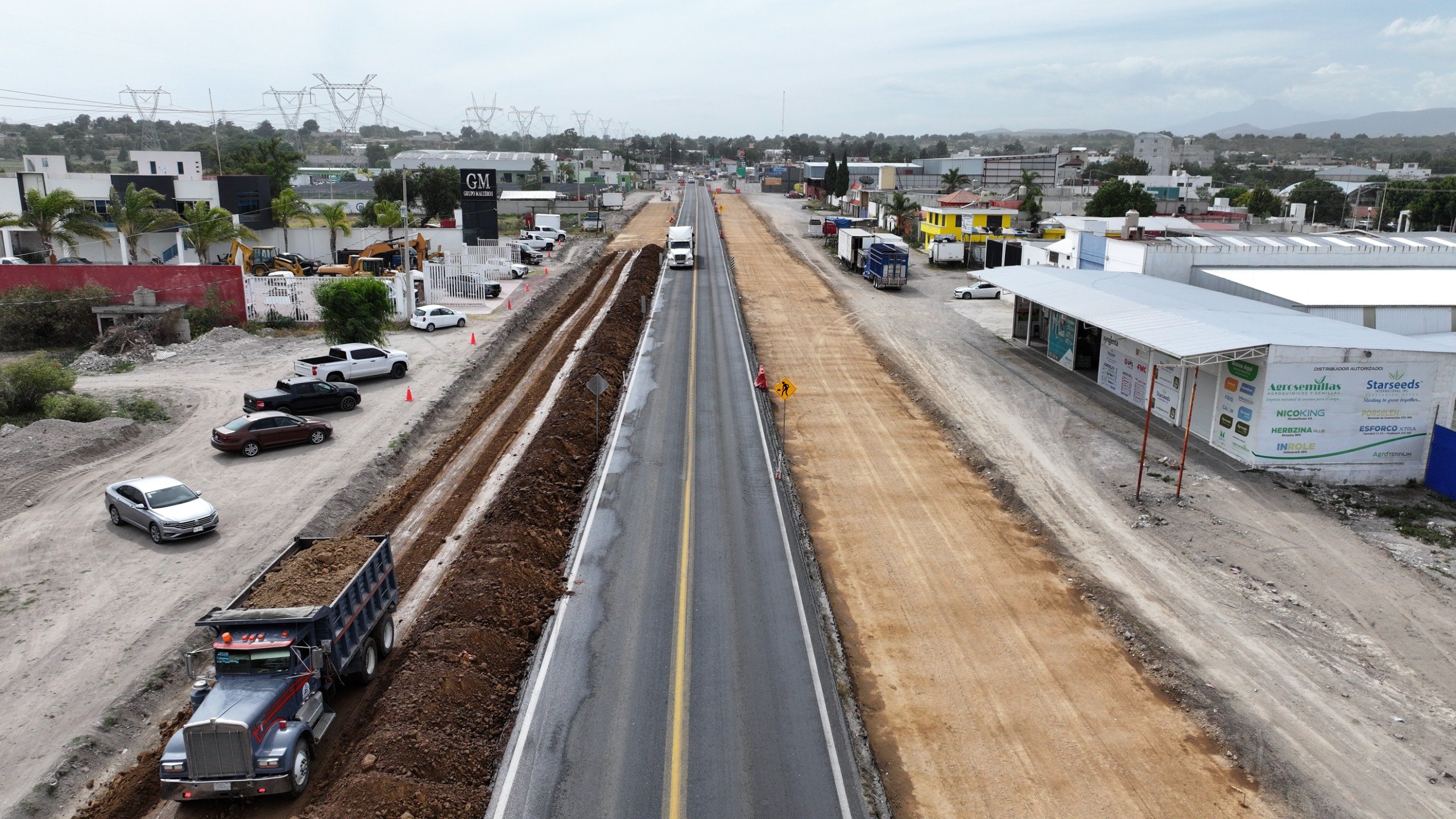 Modernizan carretera San Hipólito-Xalapa en Acatzingo; beneficiará a 1.5 millones