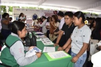 Reactivan Feria de Empleo Agrícola en Tlapa tras 15 años; ofertan 200 plazas