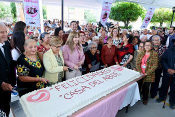 Anuncian tercera Casa del ABUE en Puebla capital para adultos mayores