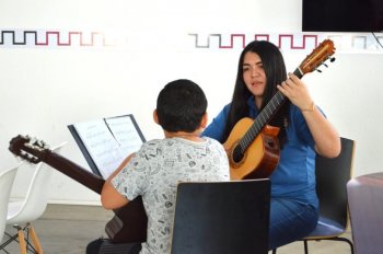 Convocan a jóvenes de BCS para integrar la primera Orquesta de Guitarras