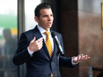 Secretario de Gobierno de NL niega adeudos con municipios y llama a diálogo por