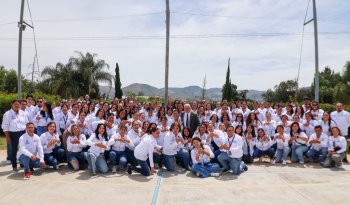 Tejiendo Liderazgos benefició a 129 mil padres de familia en Guanajuato durante 2025