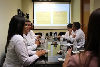 Capacitan a personal de la SGG en Baja California Sur en perspectiva de género