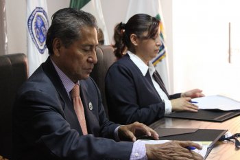 Firman convenio para capacitar a servidores públicos de Puebla en informática y diseño