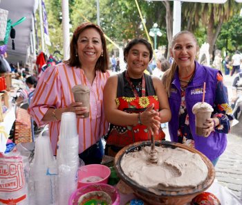 Mercadita Violeta en Puebla reúne a 20 mil visitantes y deja derrama de 500 mil pesos