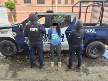 Aseguran 722 dosis de cristal y detienen a dos mujeres en León