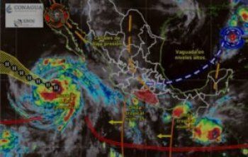 Huracán Marie incrementa el oleaje en costas de Guerrero; sin riesgo directo