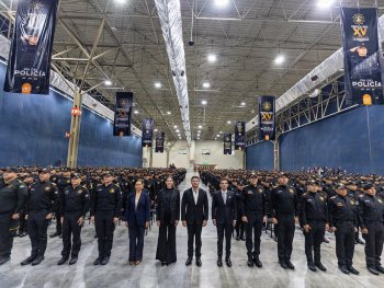 Fuerza Civil celebra 15 años con ascensos y reconocimientos en Nuevo León